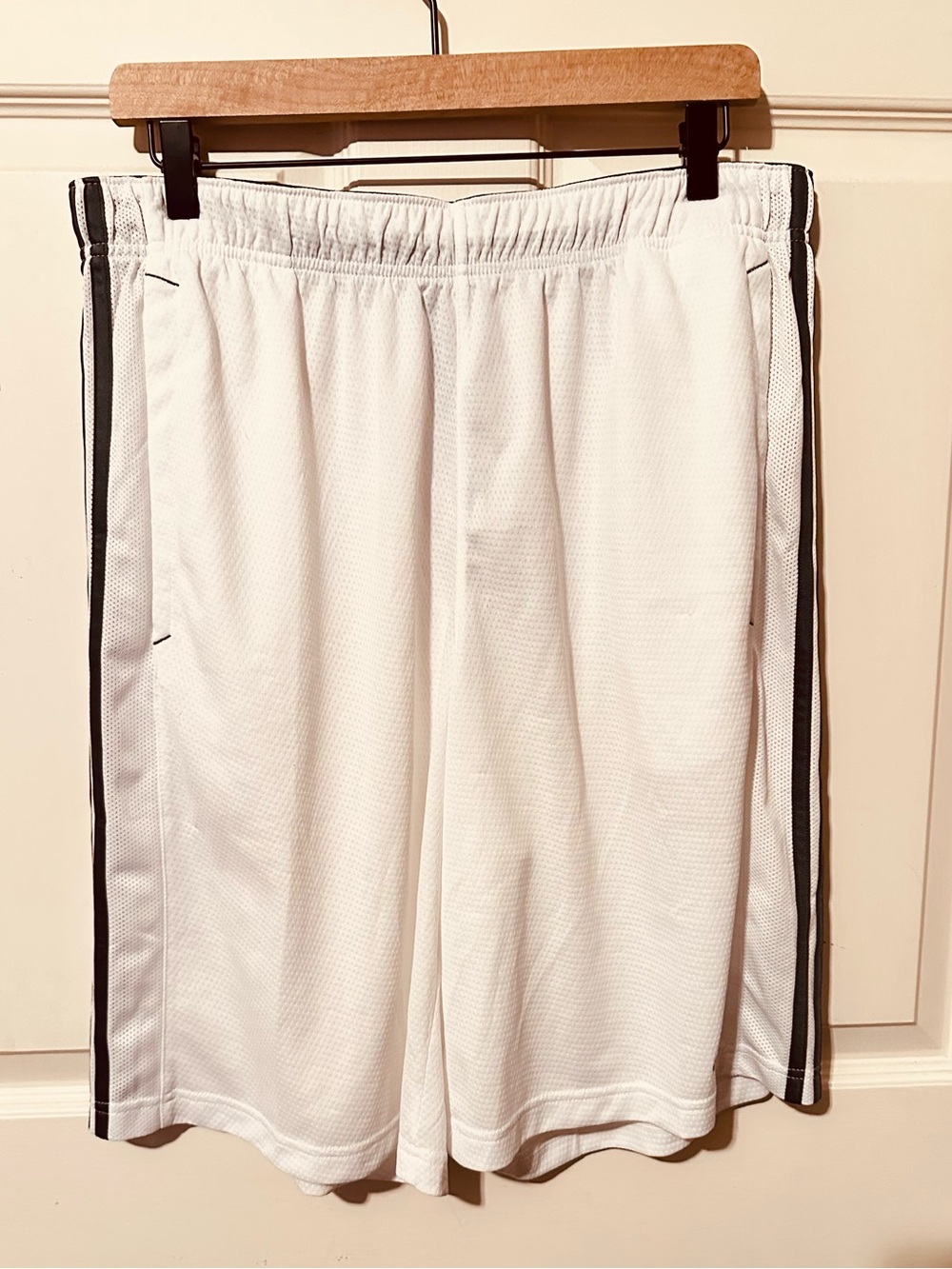 Adidas | Shorts | Adidas Men's White Tall Mesh Shorts Gray Side Stripes